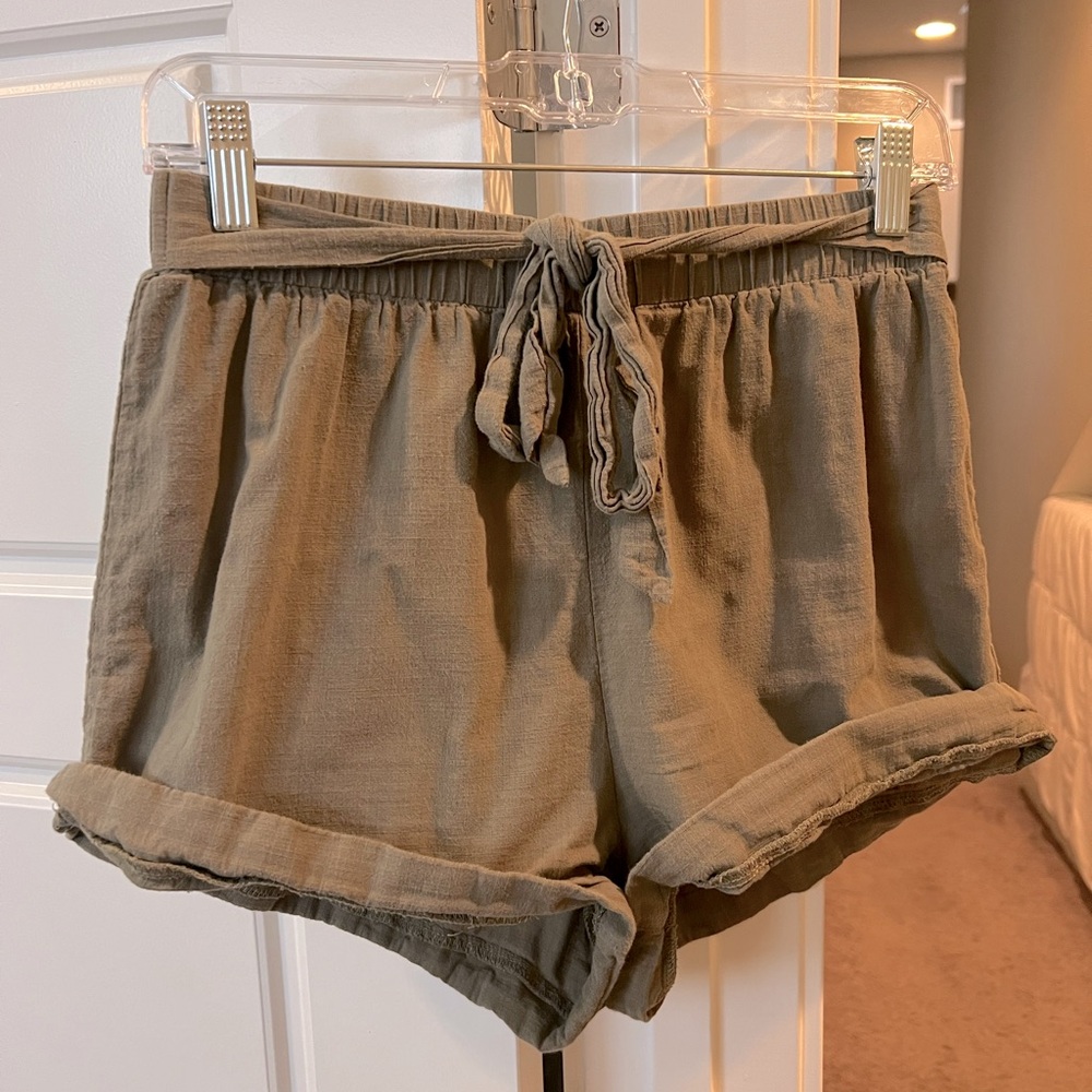 SHEIN linen shorts in olive.